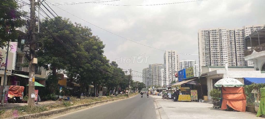 Nhà cần bán khu dân cư Phước Thiện, liền kề Vinhomes Grand Park