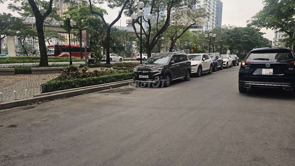 Hoàng Cầu Mặt Phố Lô Góc 114 Tỷ 115/145m2 7 tg thang máy mặt tiền 6,2m - Ảnh 3