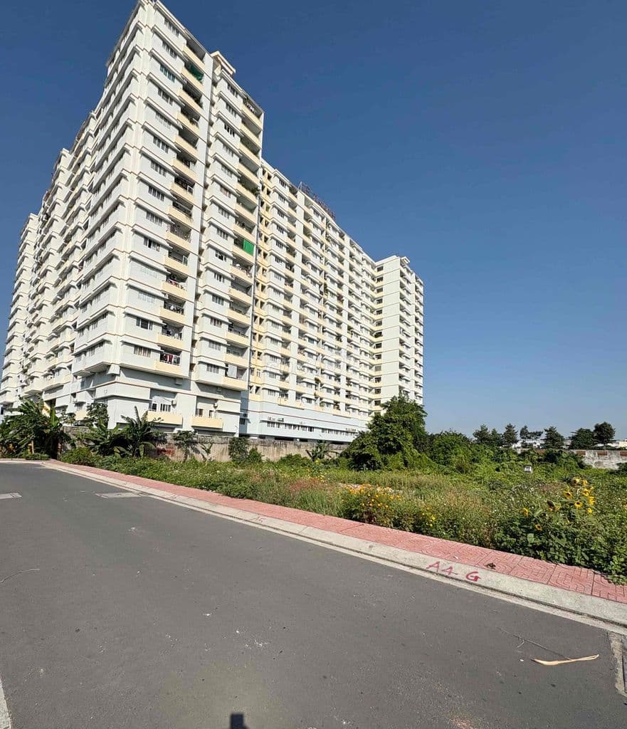 ĐẤT PHÂN LÔ VÕ VĂN KIỆT GIÁP QUẬN 6 56m2 ( 4 x 16 ) CHỈ NHỈNH 4TỶ - Ảnh 2