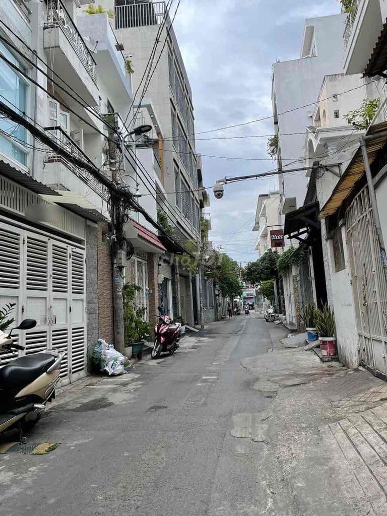 XE HƠI NGỦ NHÀ - 4 TẦNG KHU ĐỒNG BỘ- AN NINH CẠNH BIG C - nhỉnh 6 tỷ