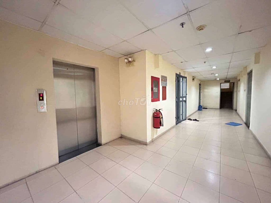 Bán căn hộ thang máy cc Thanh Nhựt p7 q8 - Ảnh 2