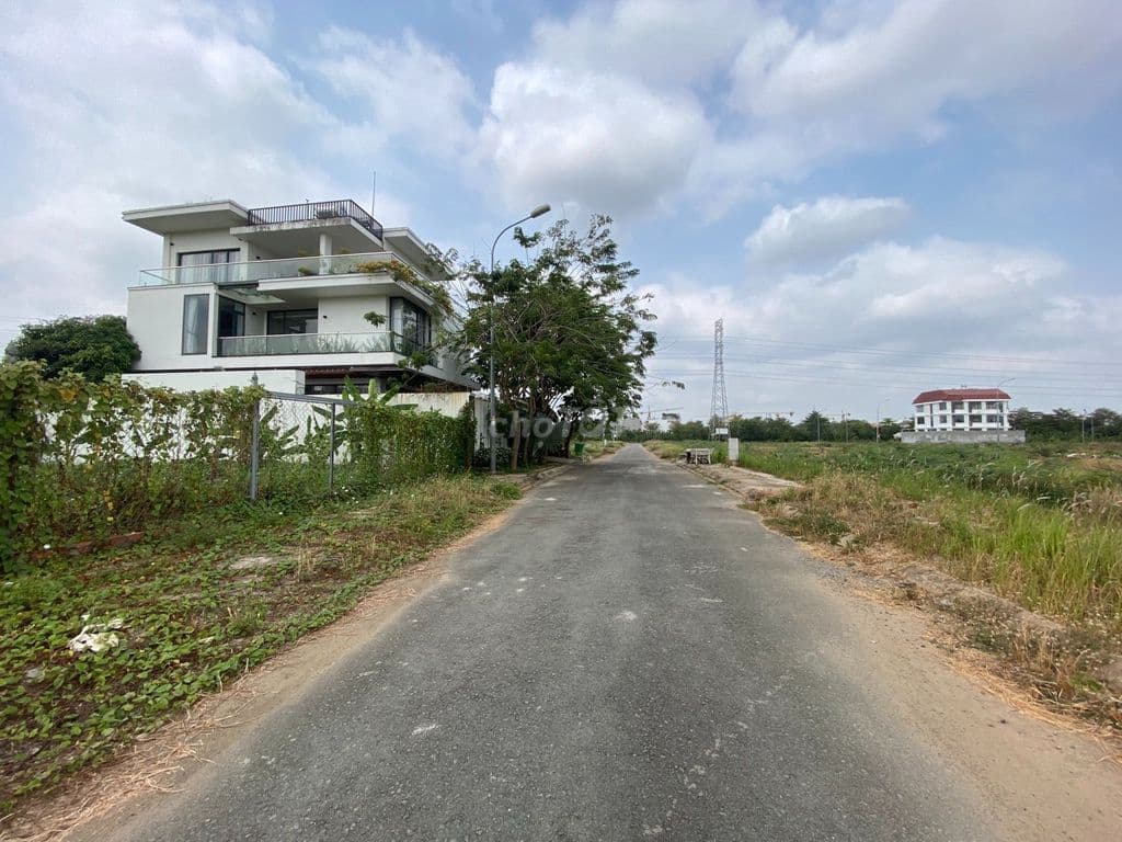 Bán đất DA Phú Nhuận đường Đỗ Xuân Hợp PLB Q9 (300m2) 87 tr/m2 - Ảnh 3