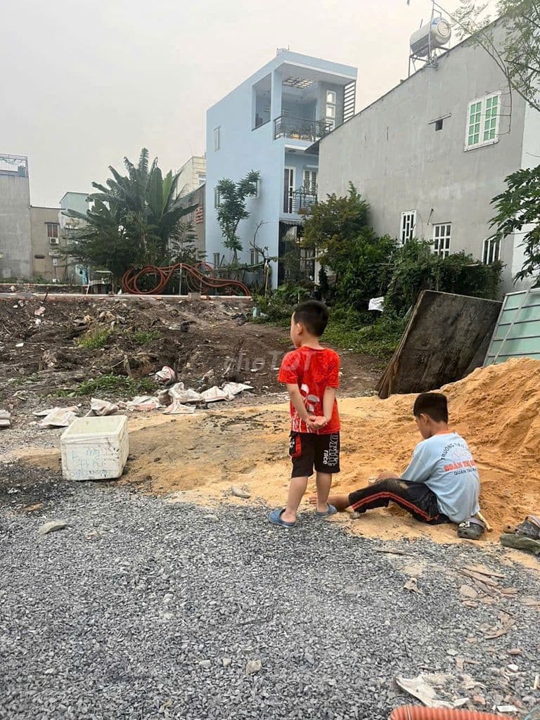 Bán nhà khu phân Lô hẻm 131 đường 26 tháng 3 , 5mx10m - giá 4.2 tỷ