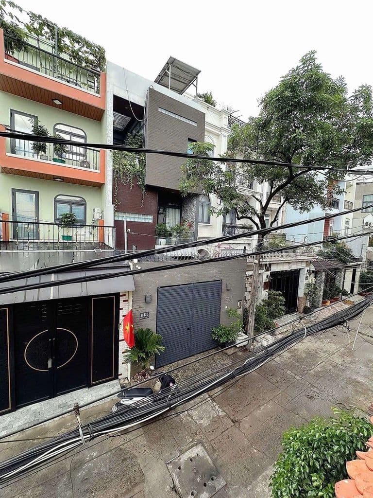 Nhà Đẹp Ngay Công Viên Làng Hoa - Đường Nguyễn Văn Khối- Gò Vấp - 3.9T