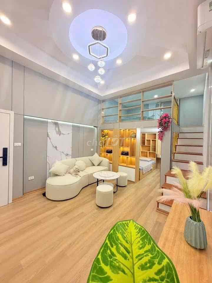 Siêu hiếm! căn hộ TT phố Hàng Giầy, 23/50m 2 ngủ full NT xịn sò ở ngay