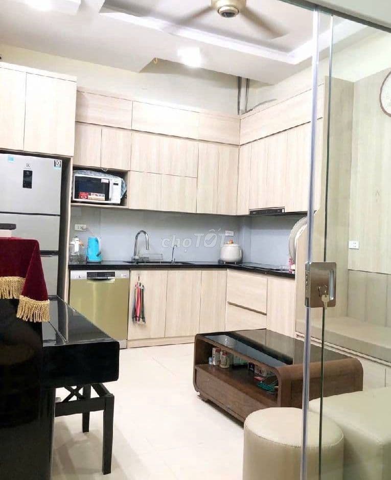 NHÀ CỔ NHUẾ– Ô TÔ ĐỖ CỬA, VÀO NHÀ – NỘI THẤT ĐẸP- CHỈ VIỆC VỀ Ở. - Ảnh 3