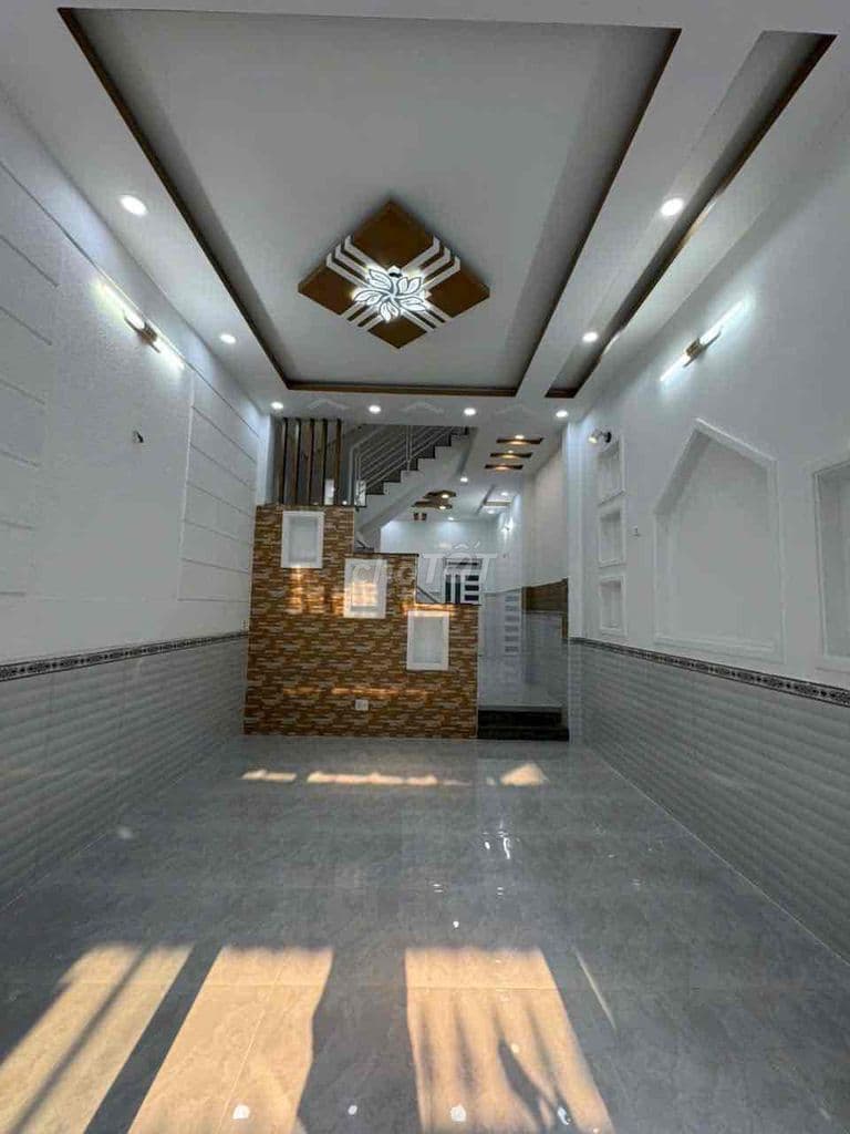 NHÀ 4X17M GẦN CHỢ THẠCH ĐÀ - HẺM 1 TRỤC PHẠM VĂN CHIÊU - CHỈ 5.35 TỶ - Ảnh 2