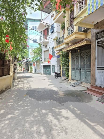 bán nhà Lĩnh Nam gần Trường Tiểu Học chỉ 7.25 tỷ - Ảnh 2