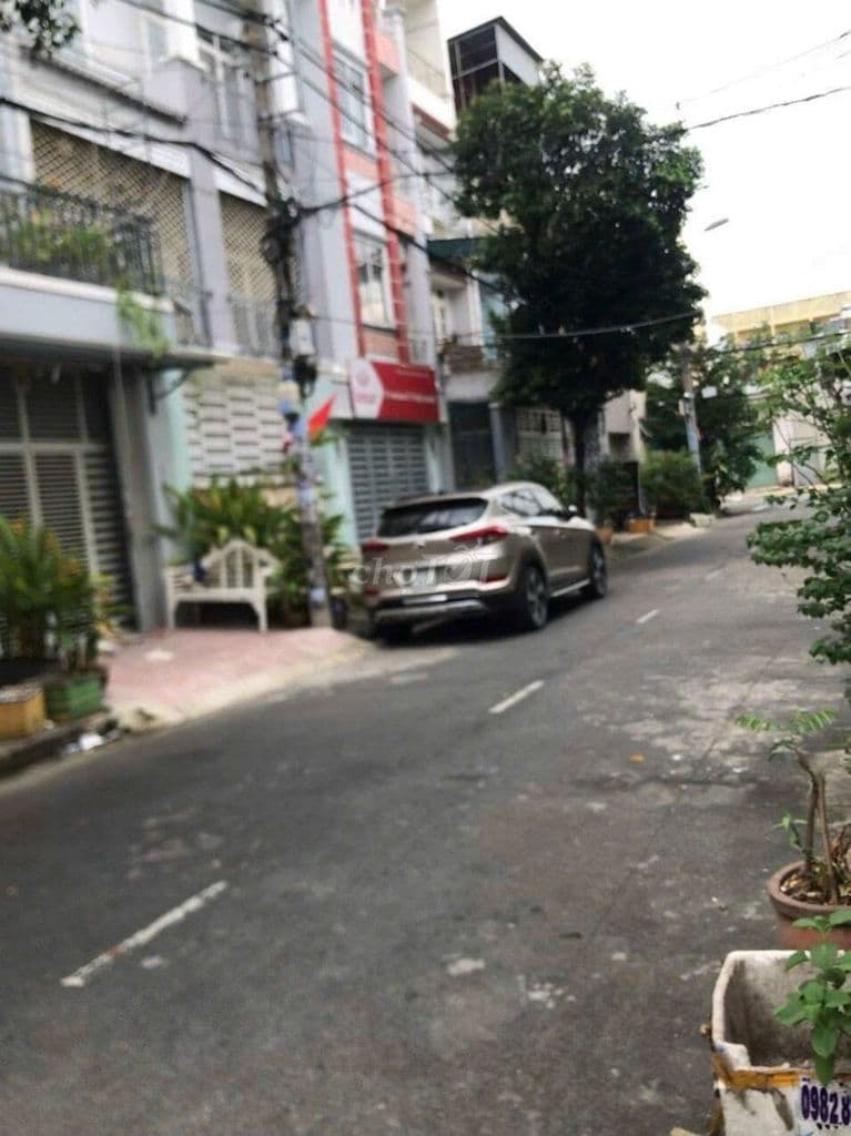 Bán nhà MTNB P. Tây Thạnh, DT 8mx18m, 1 lầu, đường rộng 14m