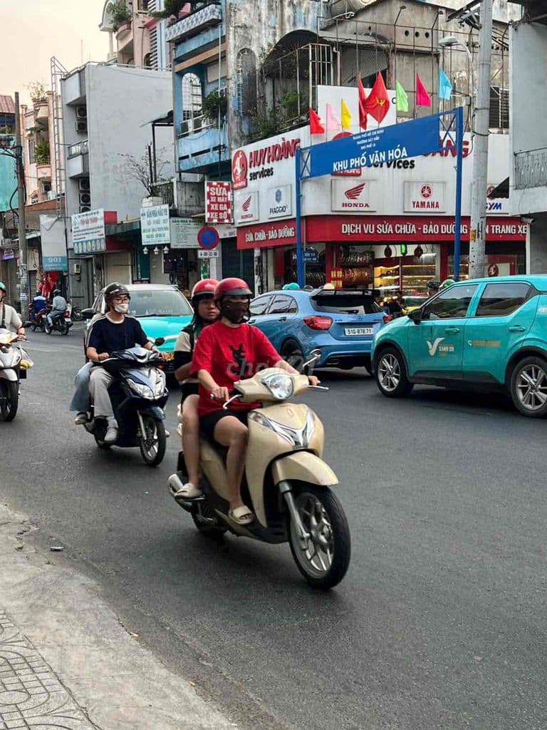 C.CHỦ BÁN GẤP MT LẠC LONG QUÂN 140m2 - MIỄN TRUNG GIAN - Ảnh 3