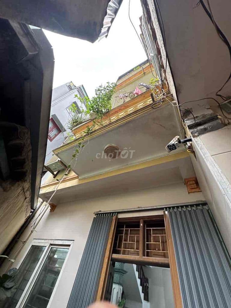 NHÀ ĐẸP MINH KHAI DIỆN TÍCH RỘNG FULL CÔNG NĂNG TIỆN ÍCH LÔGÓC Ở NGAY