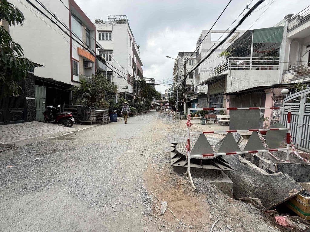 CHINH CHỦ GỬI BÁN ĐAT MAT TIEN ĐUONG DO 4 KHU DAN CU NAM HÙNG VUONG AN