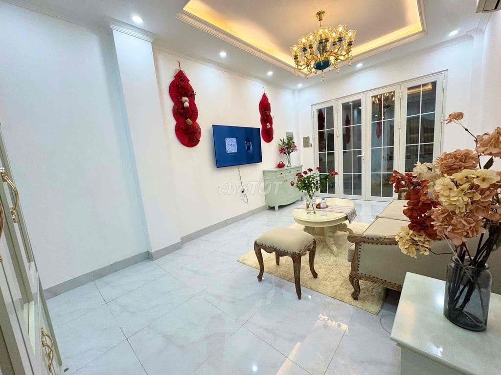 Trung Phụng 42m*6T thang máy, ô tô đỗ, ngõ thông, nhà mới, full đồ - Ảnh 2