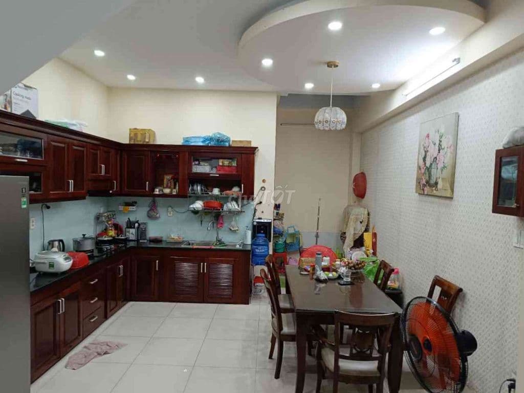 BÁN NHÀ LÊ VĂN QUỚI - 70M2 - 4 TẦNG - HẺM XE HƠI 7 CHỖ - GIÁ 7,4 TỶ - Ảnh 2