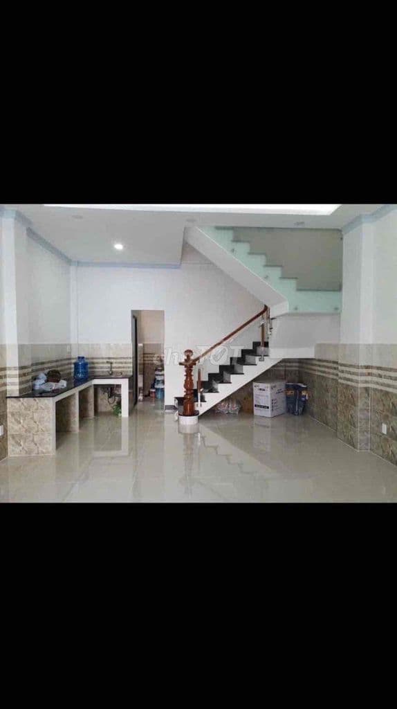 nhà phố mới cất