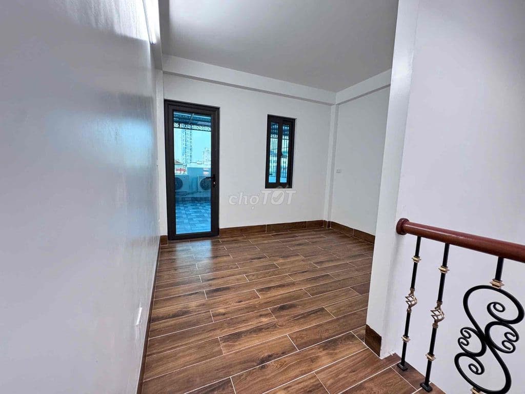 siêu phẩm nhà 4 tầng x59m mt 5,6m ngõ thông kd nhỏ , oto nhỉnh 10ty - Ảnh 3