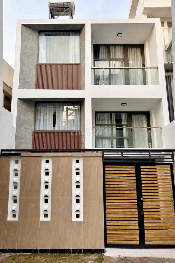 NGANG HIẾM 5,7M - NHÀ HẺM XE HƠI PHƯỜNG BẢY HIỀN - 3 TẦNG LUNG LINH .