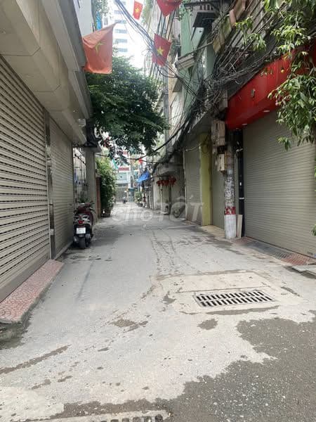 Tôi bán nhà phố GIẢNG VÕ 3 bước ra phố trước nhà SH quay đầu SĐCC