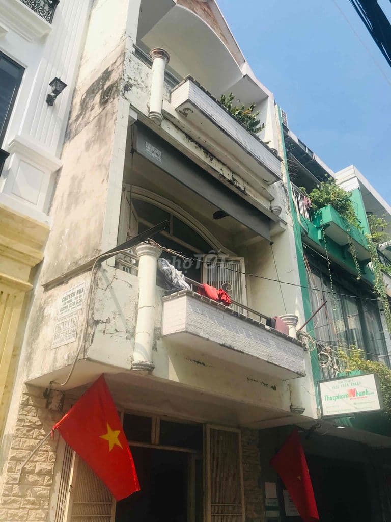 Nhà Hẽm Xe Hơi 8m Đậu Trong Nhà Vuông Vắn Gồm 2Lầu Sân Thượng - Ảnh 3