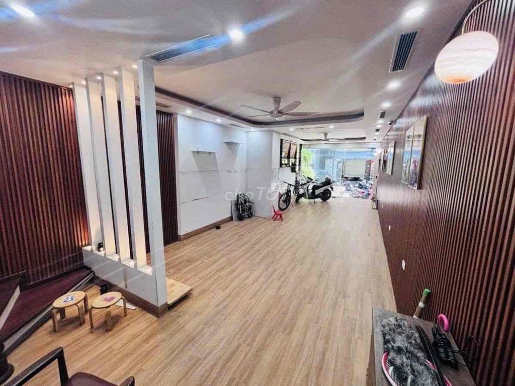Siêu hiếm, nhà phố Cầu Giấy mới đẹp long lanh, gần phố, gara ô tô, nhỉ - Ảnh 3