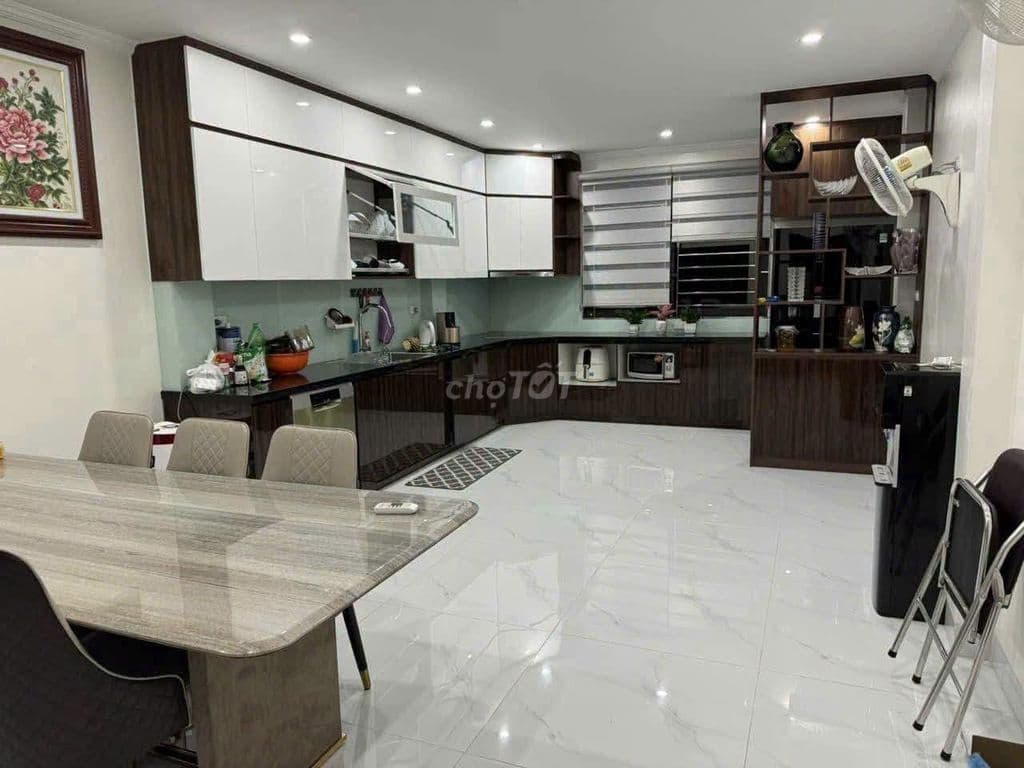 bán nhà 5 tầng phố trần quốc hoàn cầu giấy - Ảnh 3