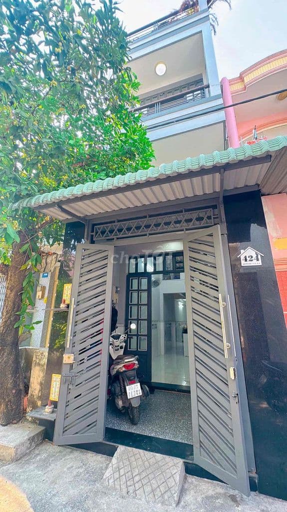 Bán nhà vị trí đẹp đường Nguyễn Duy P.10 Q.8