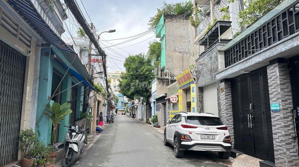 MT đường số 6 bình chiểu Thủ đức - DT 6.7 x 23 -138m2 SHR Giá 7.5 Ty - Ảnh 3