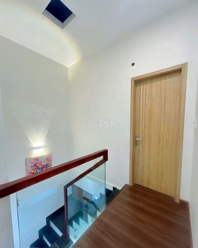 Nhà mới full nội thất, ô tô đỗ cửa, gần C/c Ruby Nguyễn Sỹ Sách. - Ảnh 3