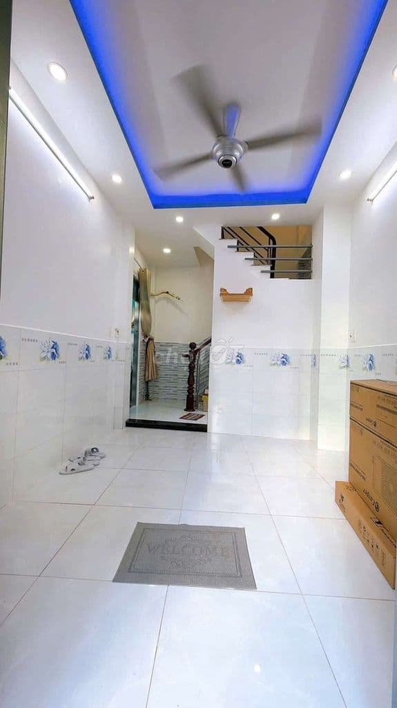 Mua bán nhà quận 4, 5 tầng hoàn công, dân cư hiện hữu, hẻm thông 5m ! - Ảnh 2