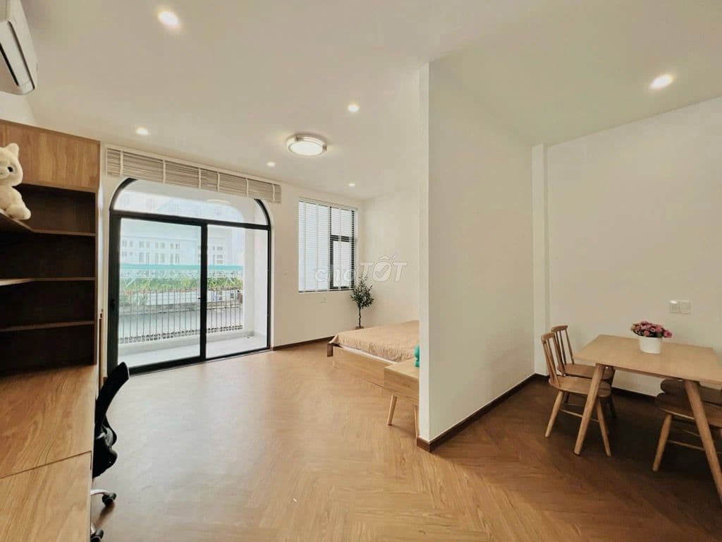 Bán CHDV mới đẹp,5 tầng,đường Hậu Giang,gần Nguyễn văn Luông,Q6