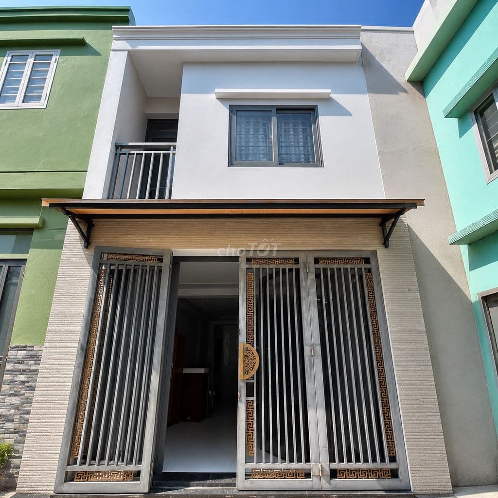 Giảm 200Tr, bán nhà 2 tầng 44m2 Hiệp Bình Chánh, 2 mặt hẻm giá 4,65 tỷ
