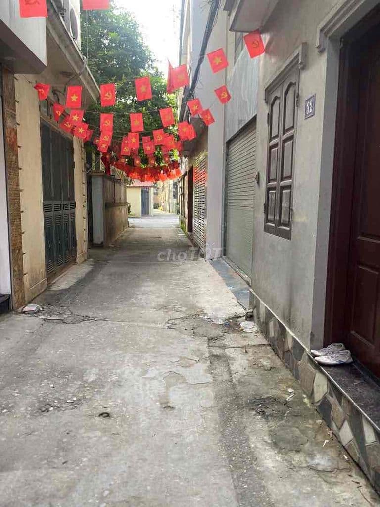 TỔ 18 NGỌC THỤY BỒ ĐỀ 🌺🌺🌺CHÍNH CHỦ GỬI BÁN MẢNH ĐẤT SỔ VUÔNG ĐẸP NGÕ N