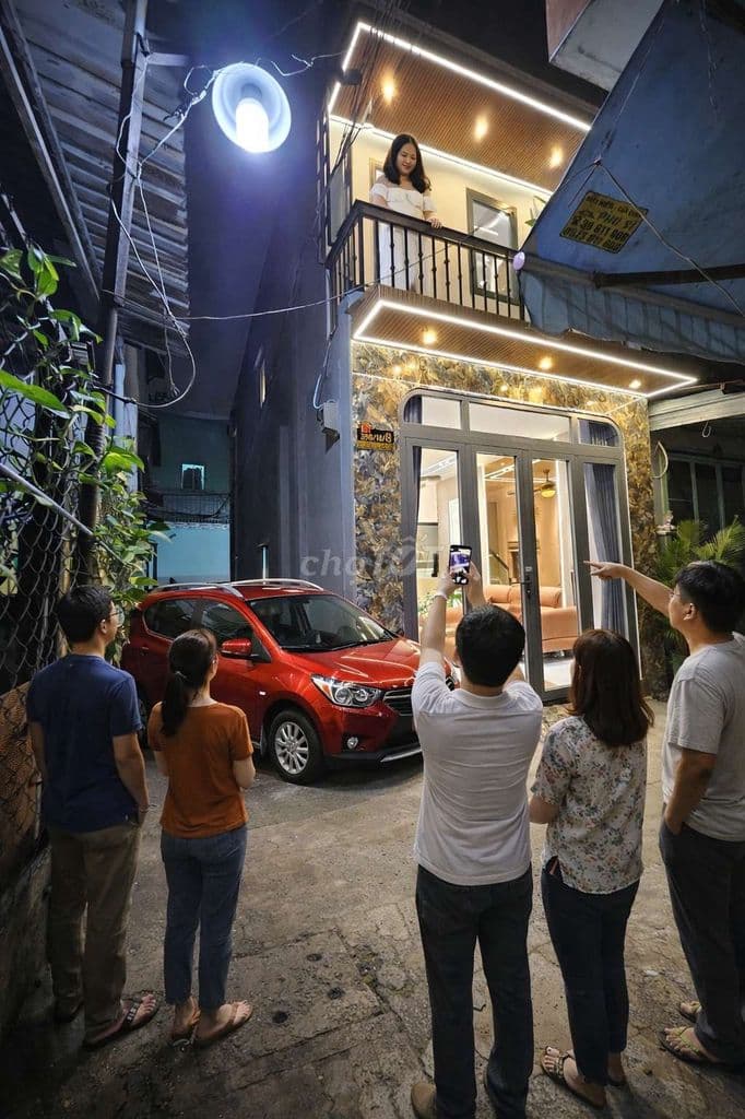 Nhà đẹp 3pn đối diện Emart Phan Huy Ích