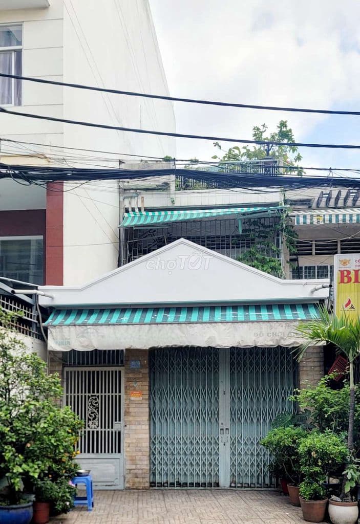 BÁN NHÀ KHU VIP E.TOWN CỘNG HÒA, ĐƯỜNG BÀU BÀNG, P13, Q. TÂN BÌNH !