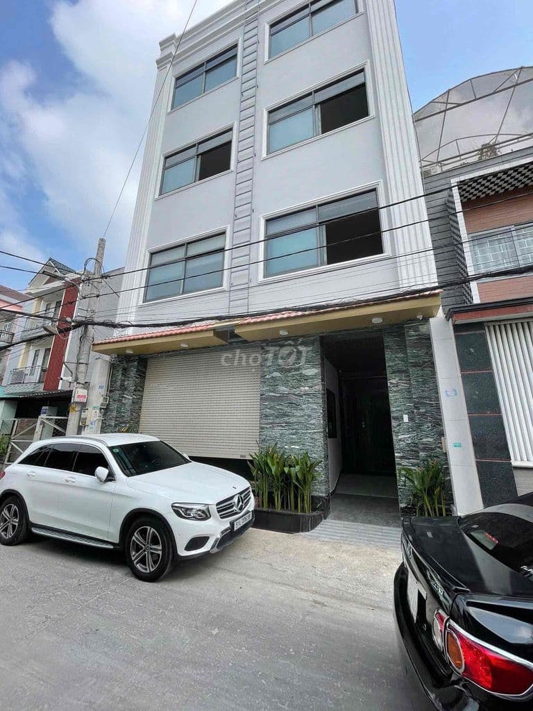 toà nhà căn hộ dòng tiền