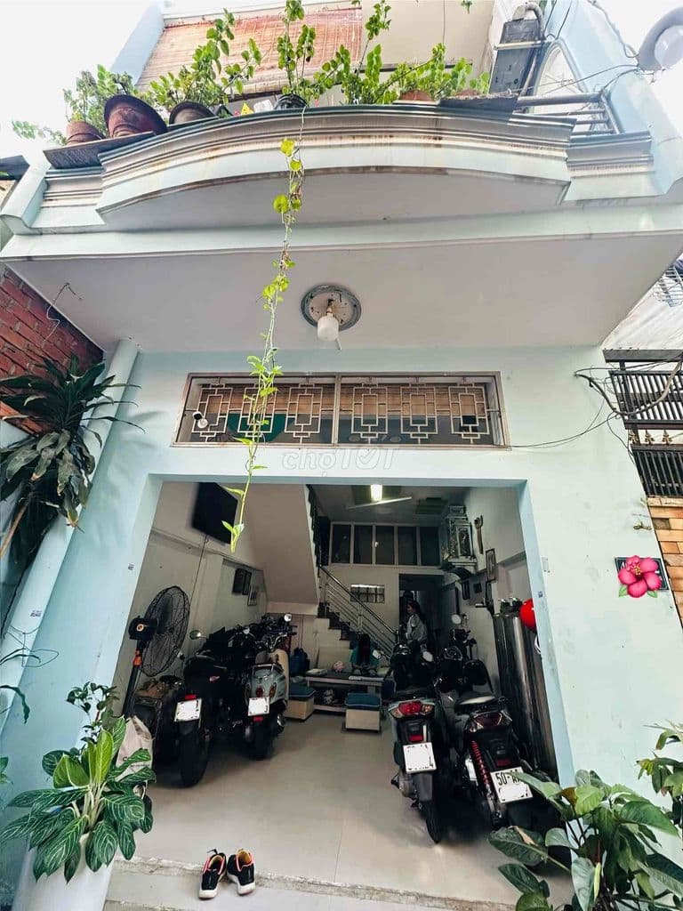 NHÀ 3 TẦNG - 64M2 - HẺM 4M - TRỊNH ĐÌNH TRỌNG GIÁP ÂU CƠ.