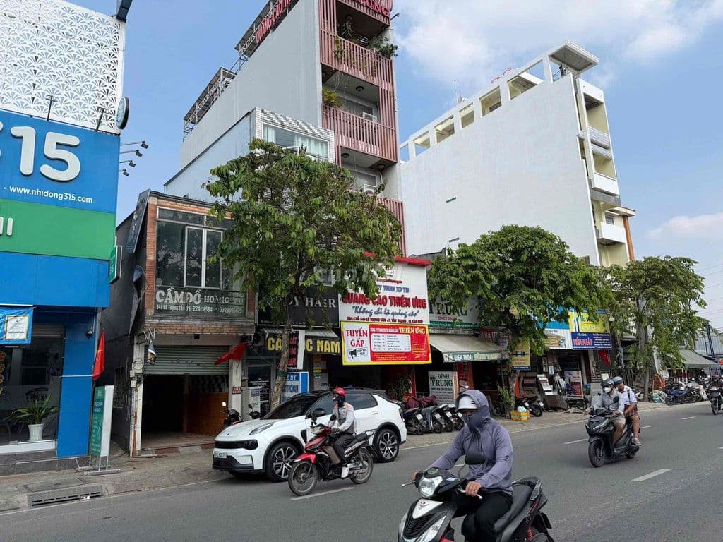Ngộp bank bán gấp MẶT TIỀN LÊ TRỌNG TẤN – 166m²
