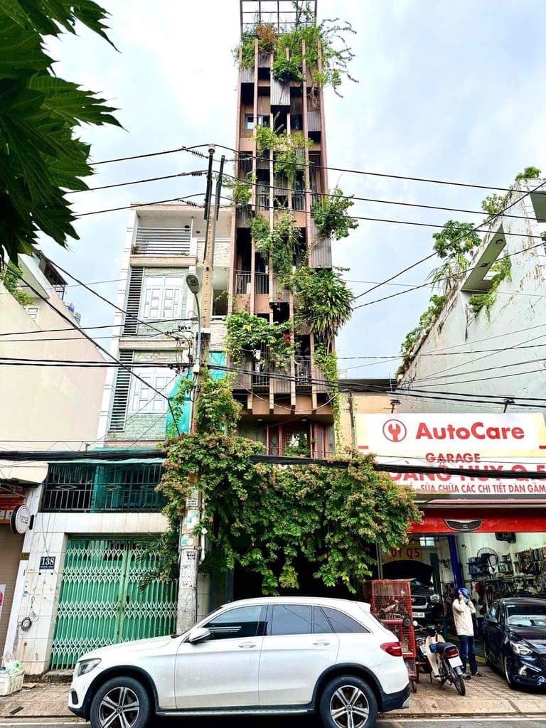 BÁN NHÀ MẶT TIỀN NGAY TRƯỜNG CHINH 400M2 SÀN 7 TẦNG THANG MÁY NHỈNH 9T
