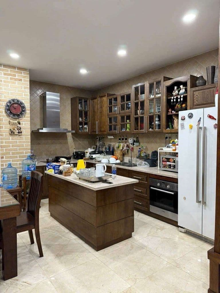 Bán căn biệt thự hẻm vip khu đuờng C1 , p13 gần nhà ga 6x16m 3 lầu st - Ảnh 3