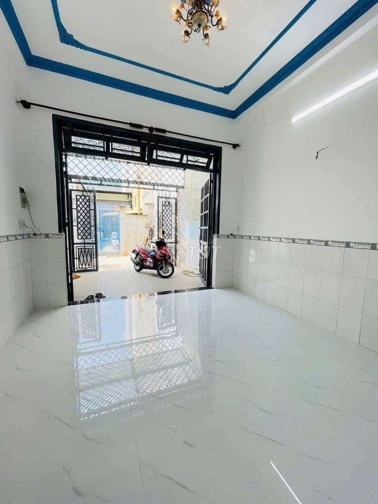 Bán nhà 4x15m đúc 1 lầu hẻm 5m xe hơi Huỳnh Thị Hai, Tân chánh hiệp - Ảnh 2