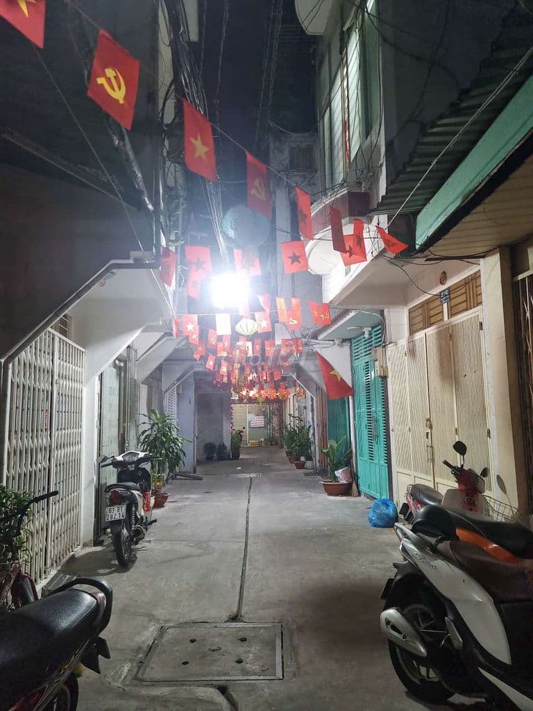 HXH VIP VƯỜN CHUỐI – 5 TẦNG – 102M2 SD – CHỈ NHỈNH 6 TỶ - Ảnh 2