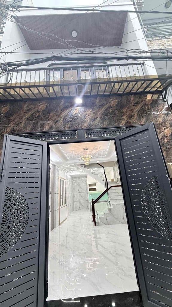🏡 Nhà đẹp HXH ngay Ngã Tư Bốn Xã - 44M2 - Giá giảm chỉ còn 5,1 tỷ