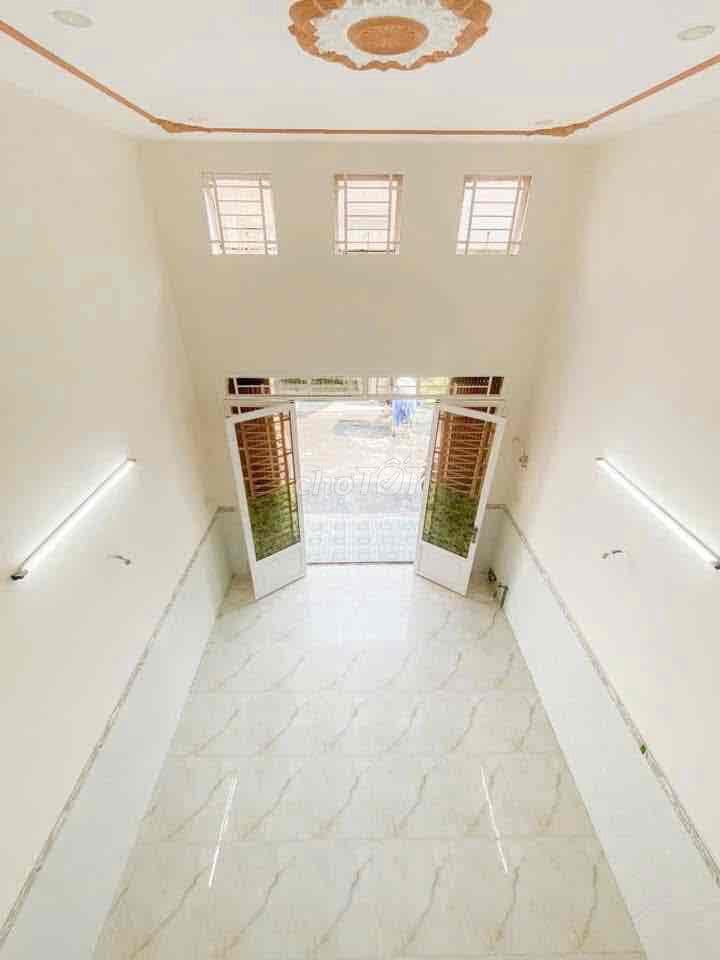 Bán nhà MT đs 10 KDC Nam Long An Lạc 4x14m có lửng giá 5.29 tỷ - Ảnh 2