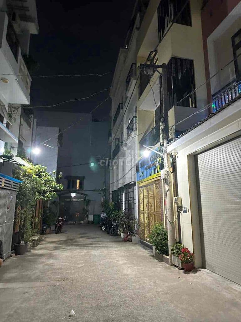 bán toà nhà chdv 20p dòng tiền khủng chỉ 13ty8 tl - Ảnh 2