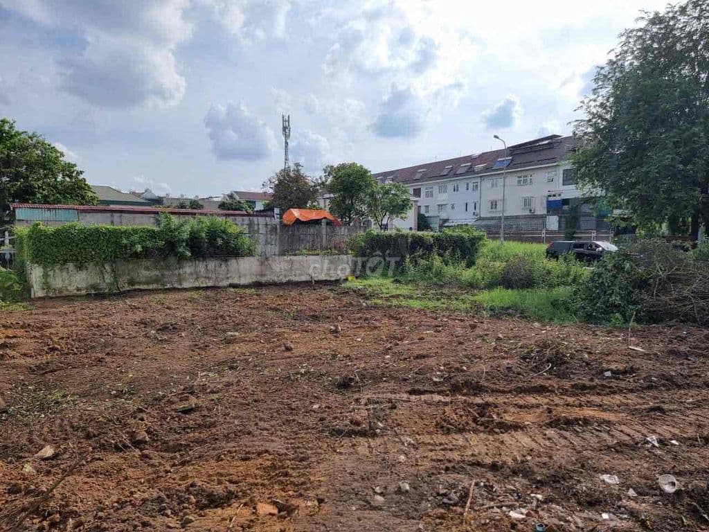 BÁN LÔ ĐẤT NGANG 11,5m NGÃ TƯ BÌNH PHƯỚC - TP thủ Đức