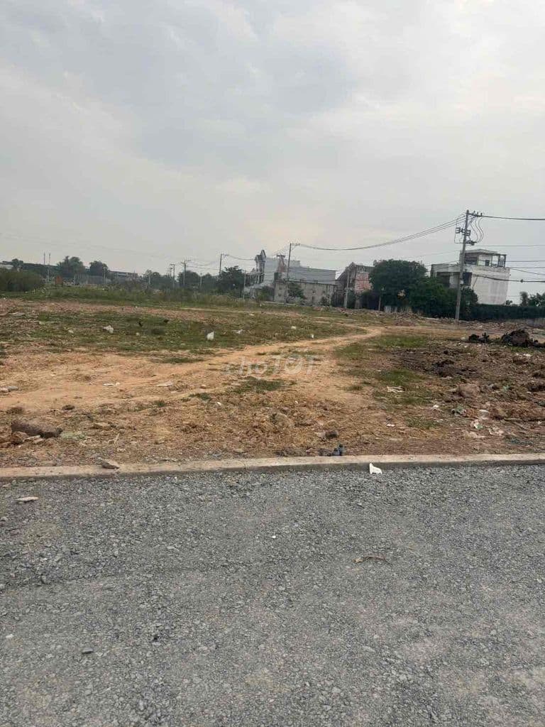 1 Lô đất hem kênh tiêu Bà Điểm - Ảnh 2