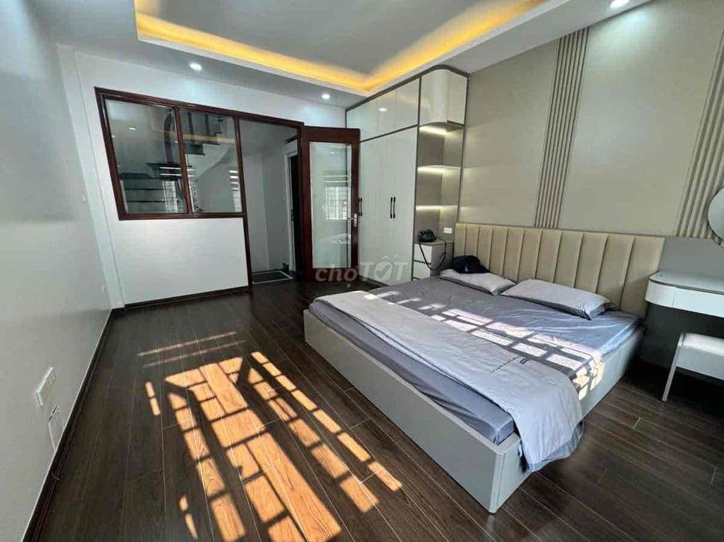 Gấp gấp, Tây Sơn, nhà đẹp ở ngay, full NT, ngõ thông, ba gác, 36mx5T - Ảnh 3