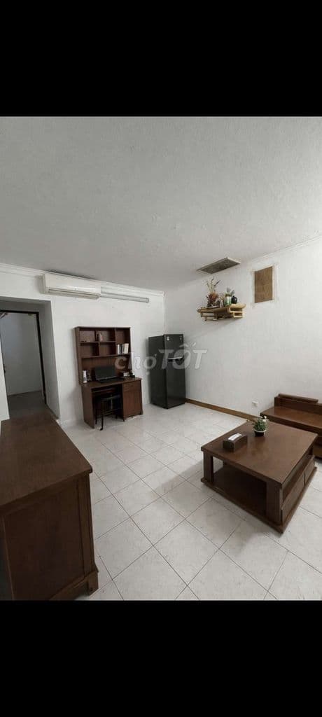 Tập thể Hồng Mai, sổ đỏ to 55m 2PN thoáng, nguyên bản, nhỉnh 3 tỷ