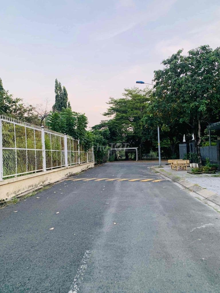 Bán Lô Đất thuộc KDC Gia Hòa, Phước Long B, Thủ Đức. DT: 200m2/17 Tỷ - Ảnh 3