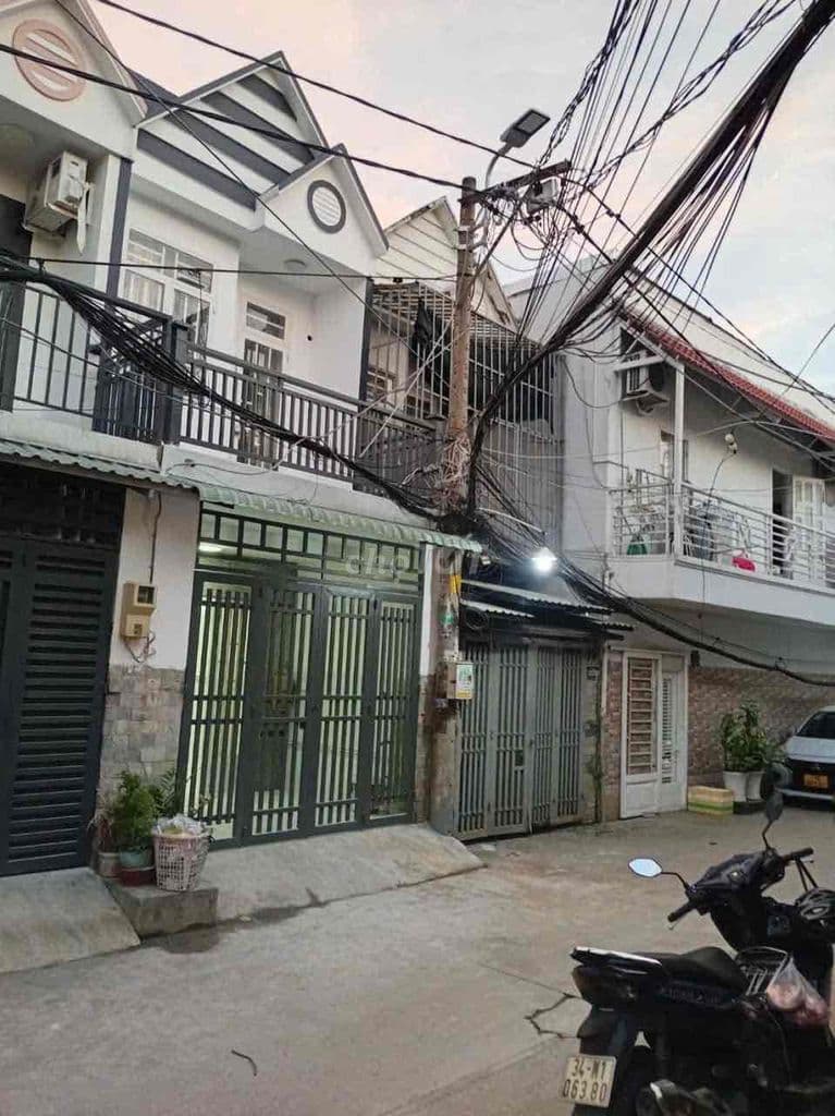 Nhà bán 1 CẶP (SỔ RIÊNG) giá 4tỷ1 gần cầu Long kiểng Nb - Ảnh 2